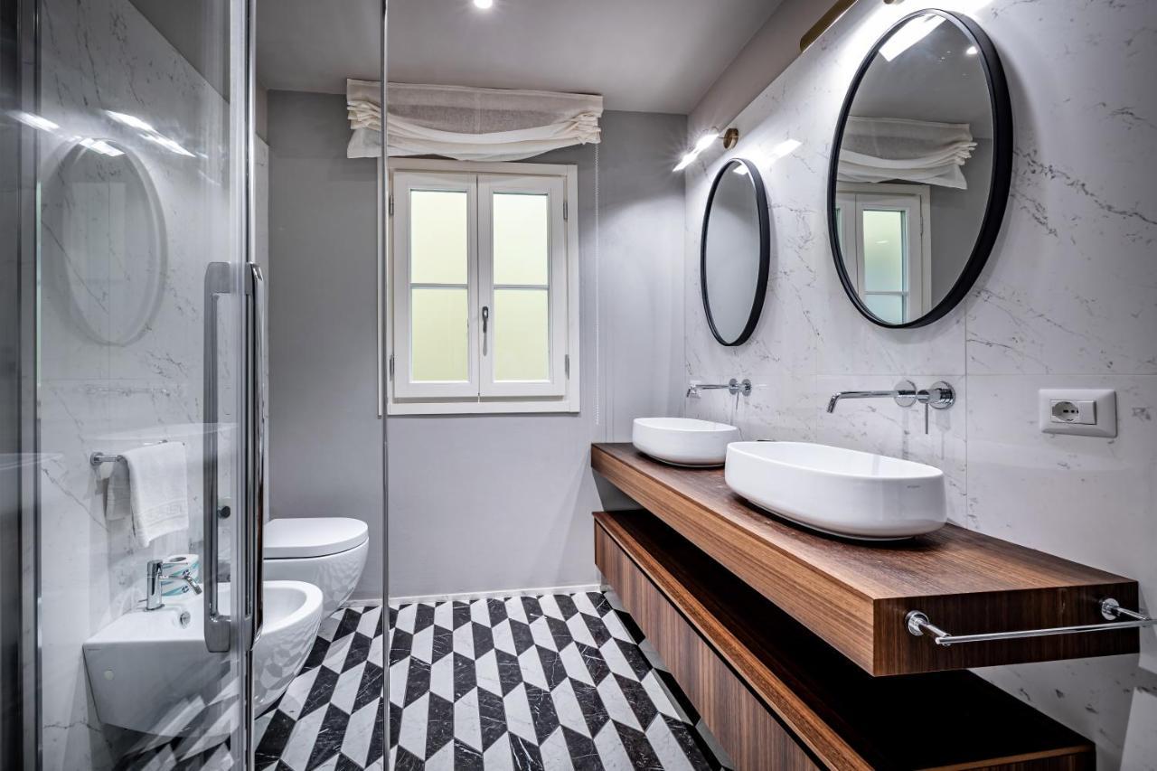 Hs4U Ricasoli Luxury Apartment Near Duomo N. 3 Флоренція Екстер'єр фото